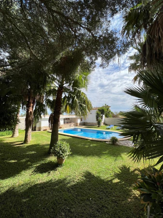 Chalet En La Barrosa, Piscina+Bbq+Grifo De Cerveza Chiclana de la Frontera Kültér fotó